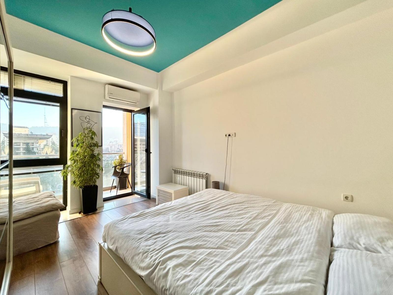 City Center - Next To Holiday Inn -2Br Apartment 第比利斯 外观 照片