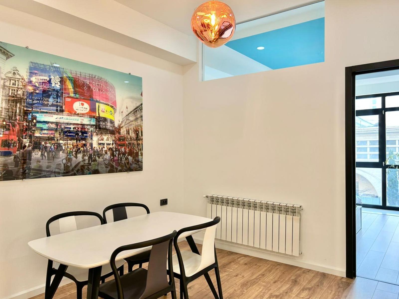 City Center - Next To Holiday Inn -2Br Apartment 第比利斯 外观 照片