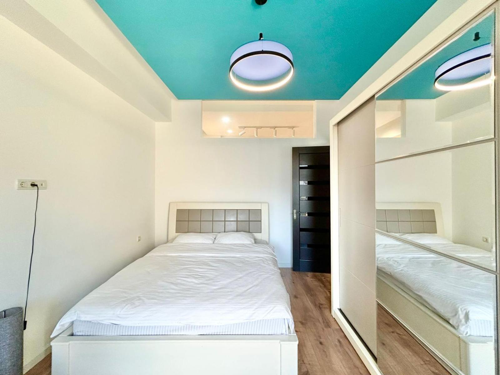 City Center - Next To Holiday Inn -2Br Apartment 第比利斯 外观 照片