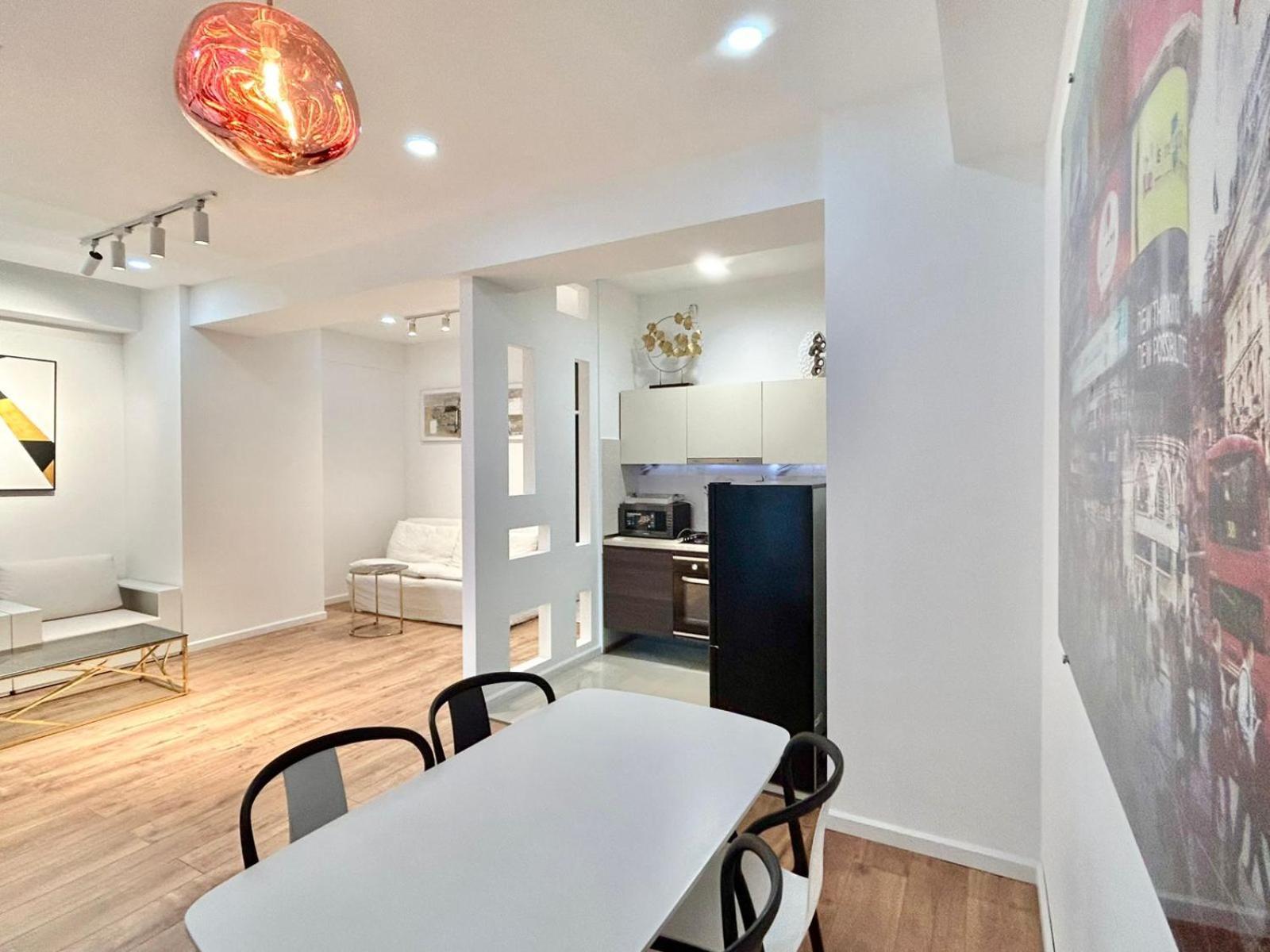 City Center - Next To Holiday Inn -2Br Apartment 第比利斯 外观 照片