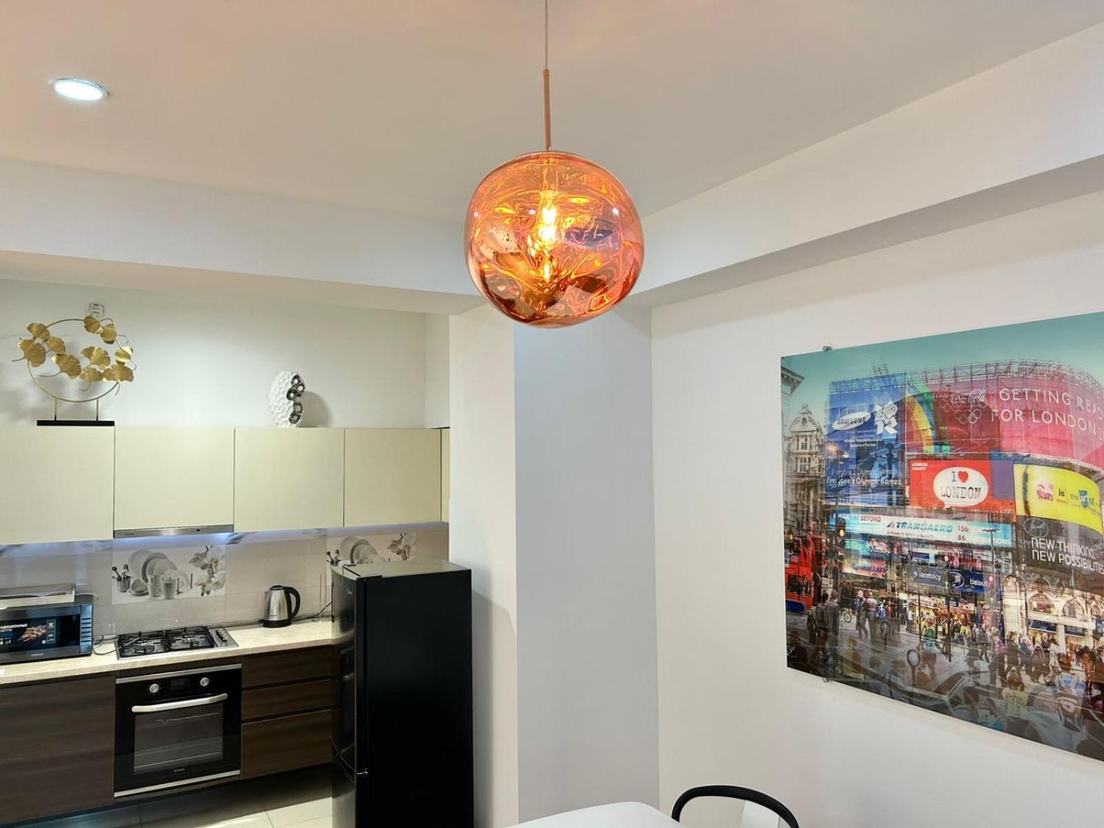 City Center - Next To Holiday Inn -2Br Apartment 第比利斯 外观 照片
