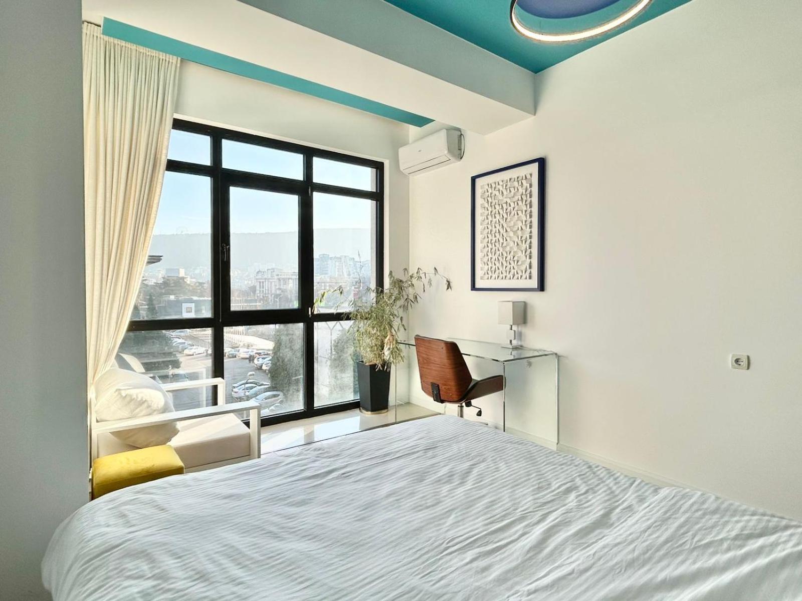 City Center - Next To Holiday Inn -2Br Apartment 第比利斯 外观 照片