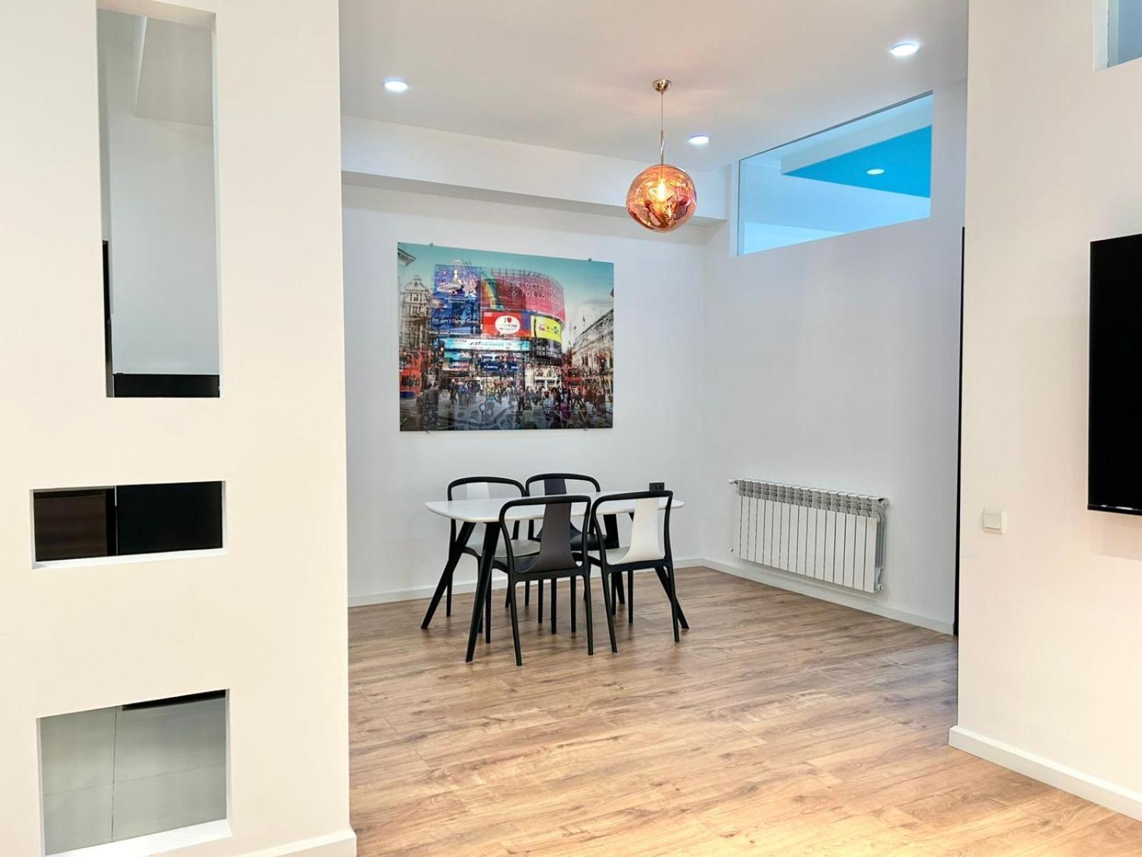 City Center - Next To Holiday Inn -2Br Apartment 第比利斯 外观 照片