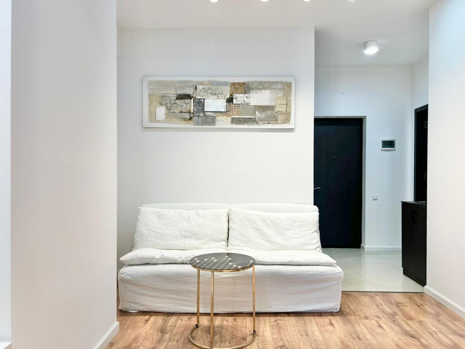 City Center - Next To Holiday Inn -2Br Apartment 第比利斯 外观 照片